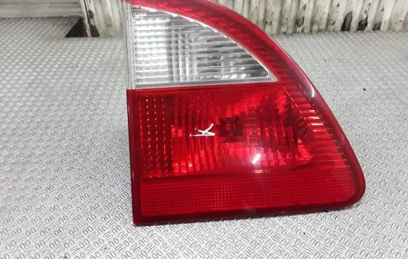 Ford Galaxy Tailgate rear/tail lights 7M5945093B