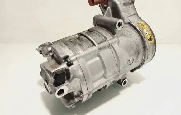 Land Rover Defender Air conditioning (A/C) compressor (pump) N8E219D662AB