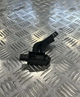 Seat Arona Exhaust gas pressure sensor 04L906051
