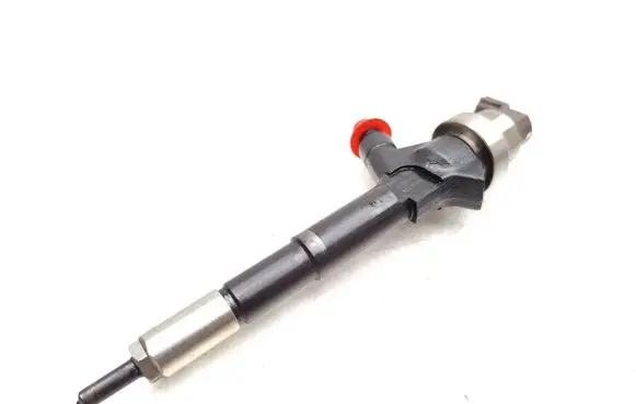 Opel Mokka Fuel injector 55567729