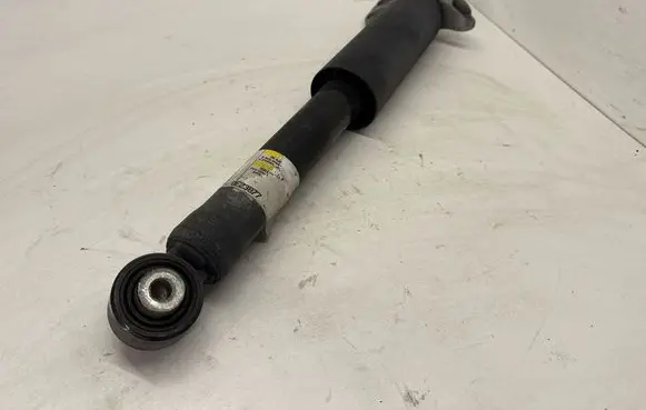 Chevrolet Camaro Rear shock absorber/damper 84084730 84084732 23509103
