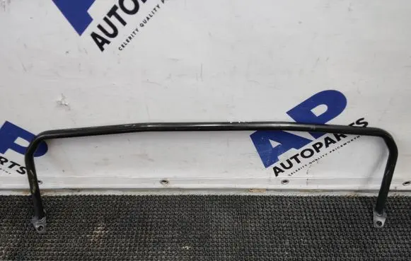 Radiator support slam panel bracket