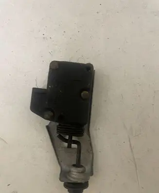 Peugeot 407 Central locking motor 9643625880