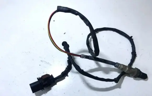 Volkswagen Touareg I Lambda probe sensor 07z906262g 0281004032