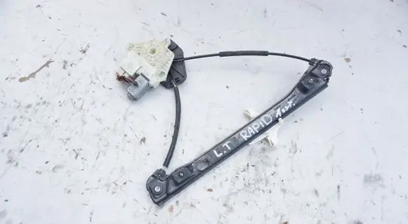 Front wiper linkage and motor