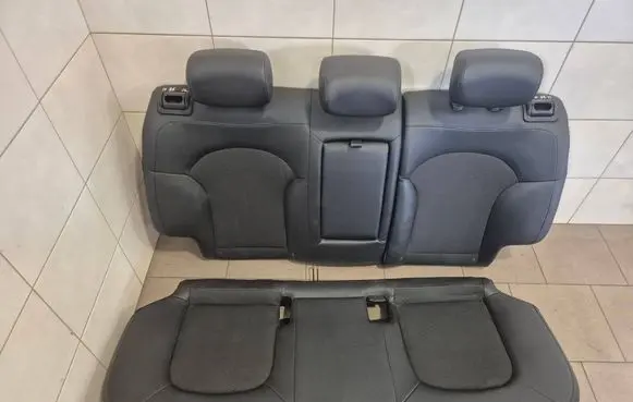 Hyundai ix35 Second row seats 
