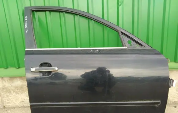 Hyundai Sonata Front door