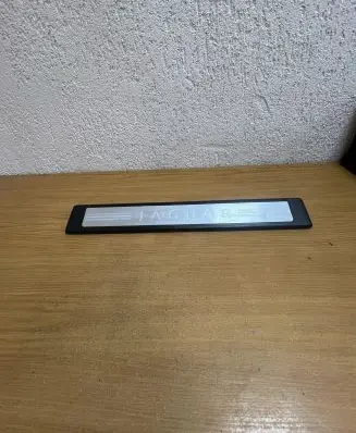 Jaguar XF X250 Side skirt rear trim 8X2313201A F4556
