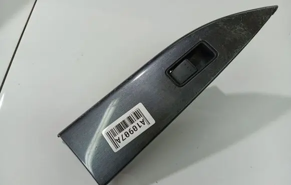 Mazda 6 Electric window control switch 6177T4
