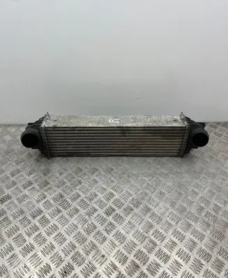 BMW 5 F10 F11 Intercooler radiator 7805629 R7368002