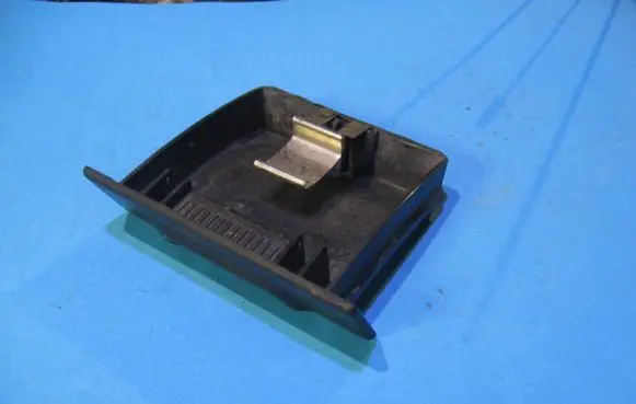 Ford Sierra Car ashtray 90BGA04812
