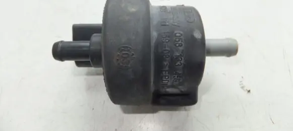 Volkswagen PASSAT B6 Valve vacuum 058133459