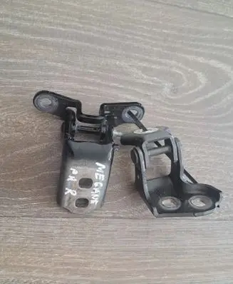 Renault Megane E-Tech Front door hinges set 9307R1