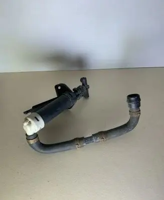 Lexus GS 300 350 430 450H Headlight washer spray nozzle 78207
