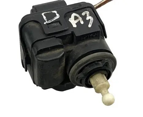 Audi A6 S6 C5 4B Headlight level adjustment motor 8L0941295