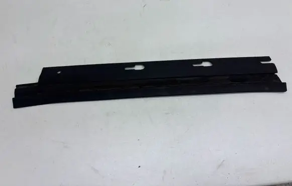 Audi Cabriolet B3 8G Rubber seal rear door window/glass 