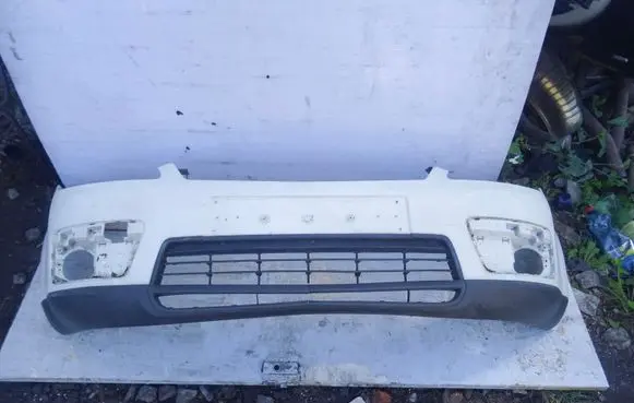 Ford Focus C-MAX Front bumper 3M51R17757A