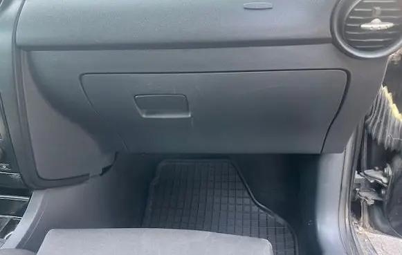 Seat Ibiza III (6L) Glove box 