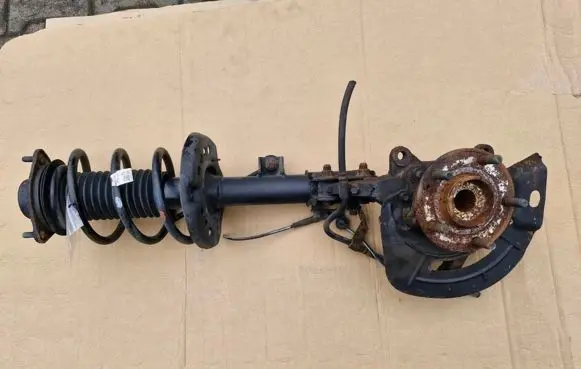Hyundai i40 Front wheel hub spindle knuckle 546613Z910