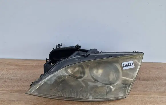 Ford Mondeo Mk III Headlight/headlamp 1S71-13006-AK