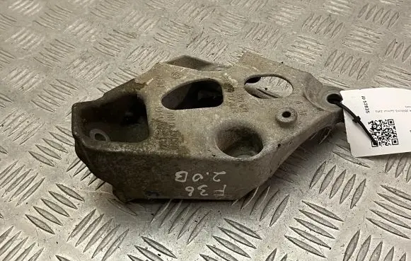 BMW 4 F36 Gran coupe Engine mounting bracket 6859415
