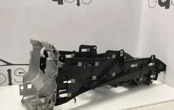 Audi Q7 4M Center console 4M0863243