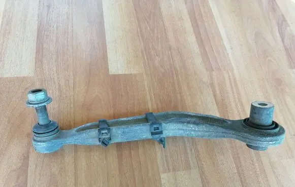 BMW 7 E65 E66 Rear upper control arm/wishbone 2347991 33322347991