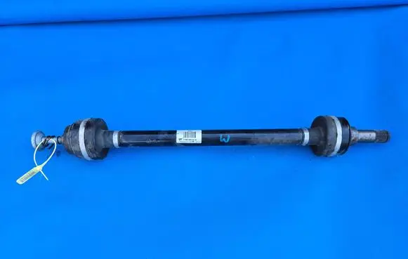 BMW 5 G30 G31 G38 Rear driveshaft 8664625 33208664625