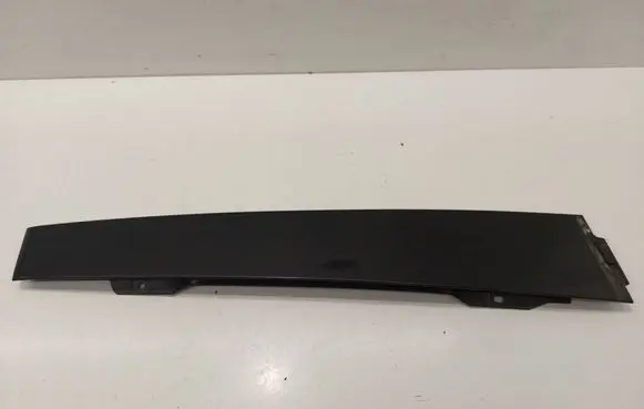 Volkswagen Touran II Front door glass trim molding 1T0837889