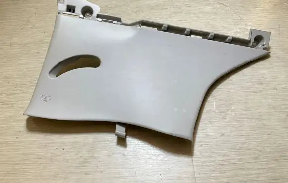 Nissan Leaf II (ZE1) (C) pillar trim 769355SH0A