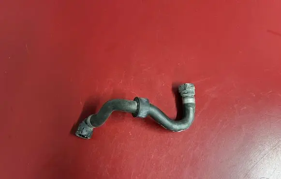 BMW X2 F39 Engine coolant pipe/hose 7617374