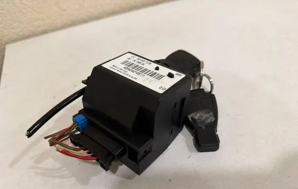 Mercedes-Benz B W245 Ignition lock 1695451508