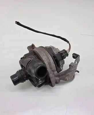 Mercedes-Benz C W205 Electric auxiliary coolant/water pump A0005002686