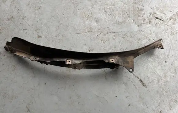 Audi Q8 Front wheel arch liner splash guards 4M8853887
