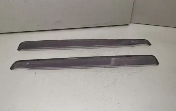 Honda FR-V Rear glass trim 