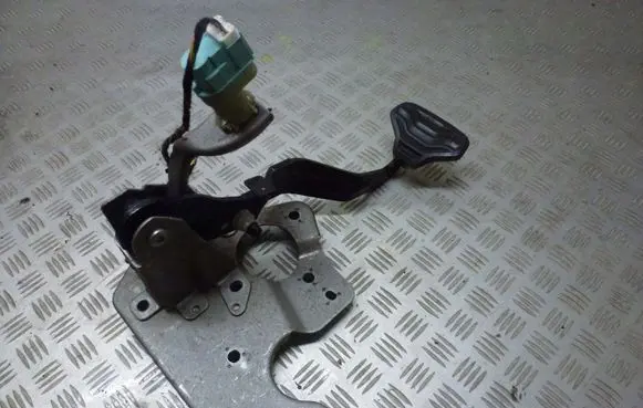 Ford Transit Custom Brake pedal