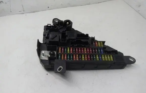BMW 5 E60 E61 Fuse module 9138830 518956057