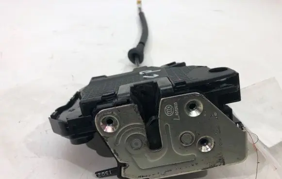KIA Ceed Front door lock 81310-A2100