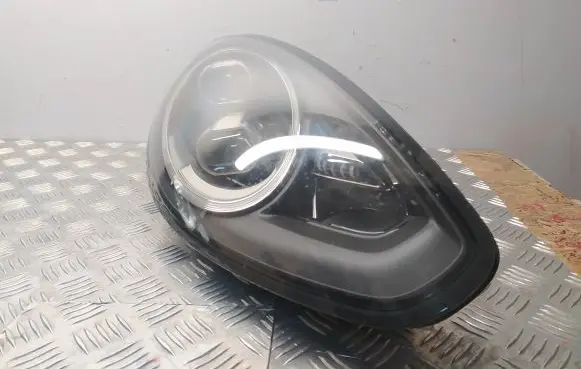 Porsche Panamera (970) Headlight/headlamp 97063197204