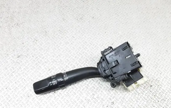 Toyota Avensis T250 Indicator stalk 8414005110