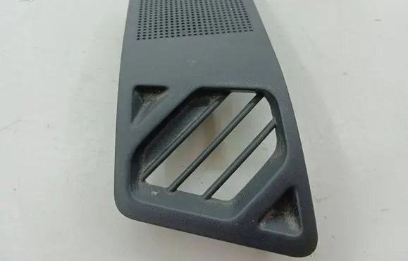 Side speaker trim/cover