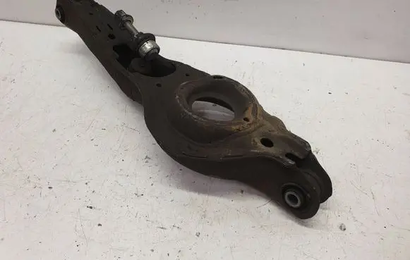 Volvo V40 Rear upper control arm/wishbone