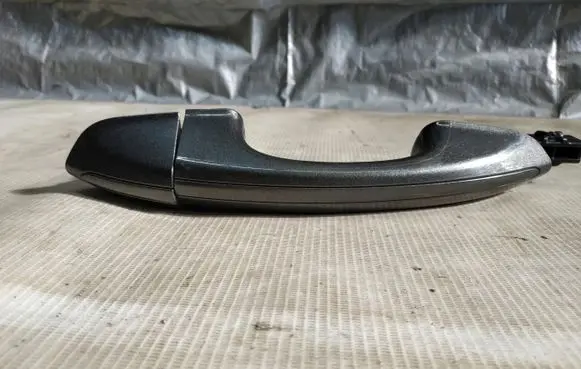 Ford Fusion Front door exterior handle 2501R2U9
