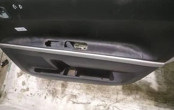 Toyota Corolla Verso AR10 Rear door card panel trim 