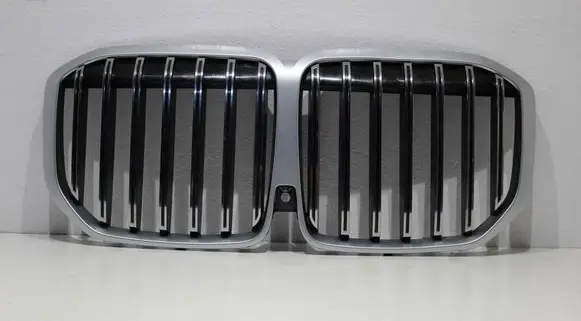 BMW X7 G07 Front grill