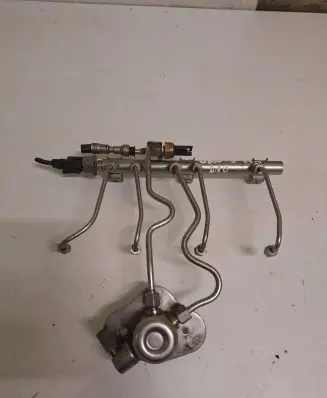 BMW 3 E90 E91 Fuel main line pipe