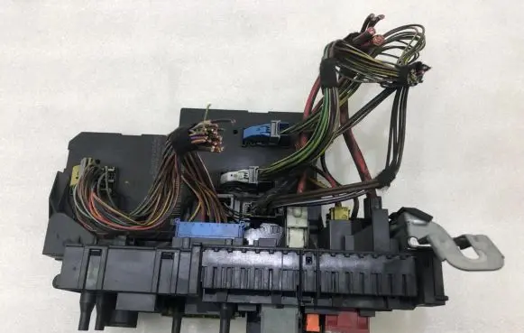 Mercedes-Benz E W212 SAM control unit A2129060505