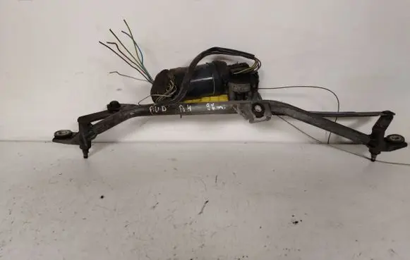 Audi A4 S4 B5 8D Front wiper linkage and motor 8D1955113 0390241117