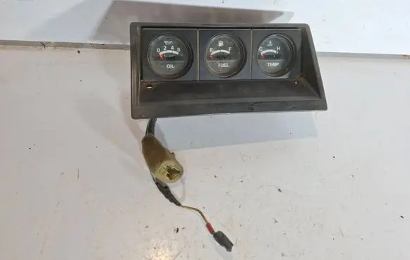 Isuzu Trooper Other dashboard 8911359801
