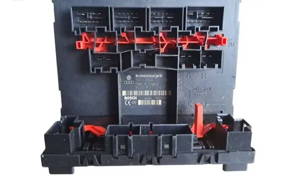 Volkswagen Caddy Comfort/convenience module 3C0937049D